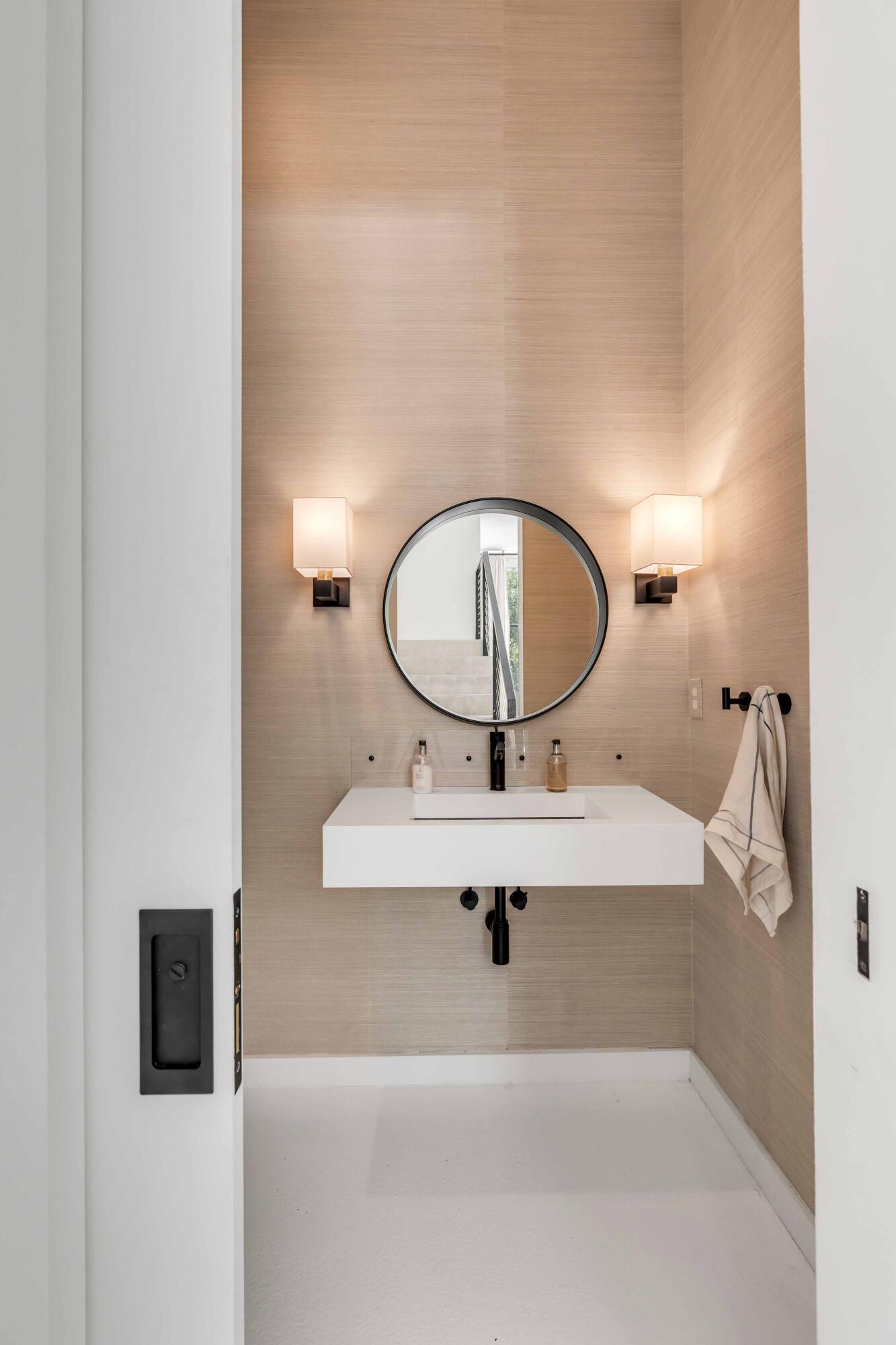 124 Grove Street Charleston, SC 29403 - Photo 29 of 74 124Grove_NickCannPhoto-19