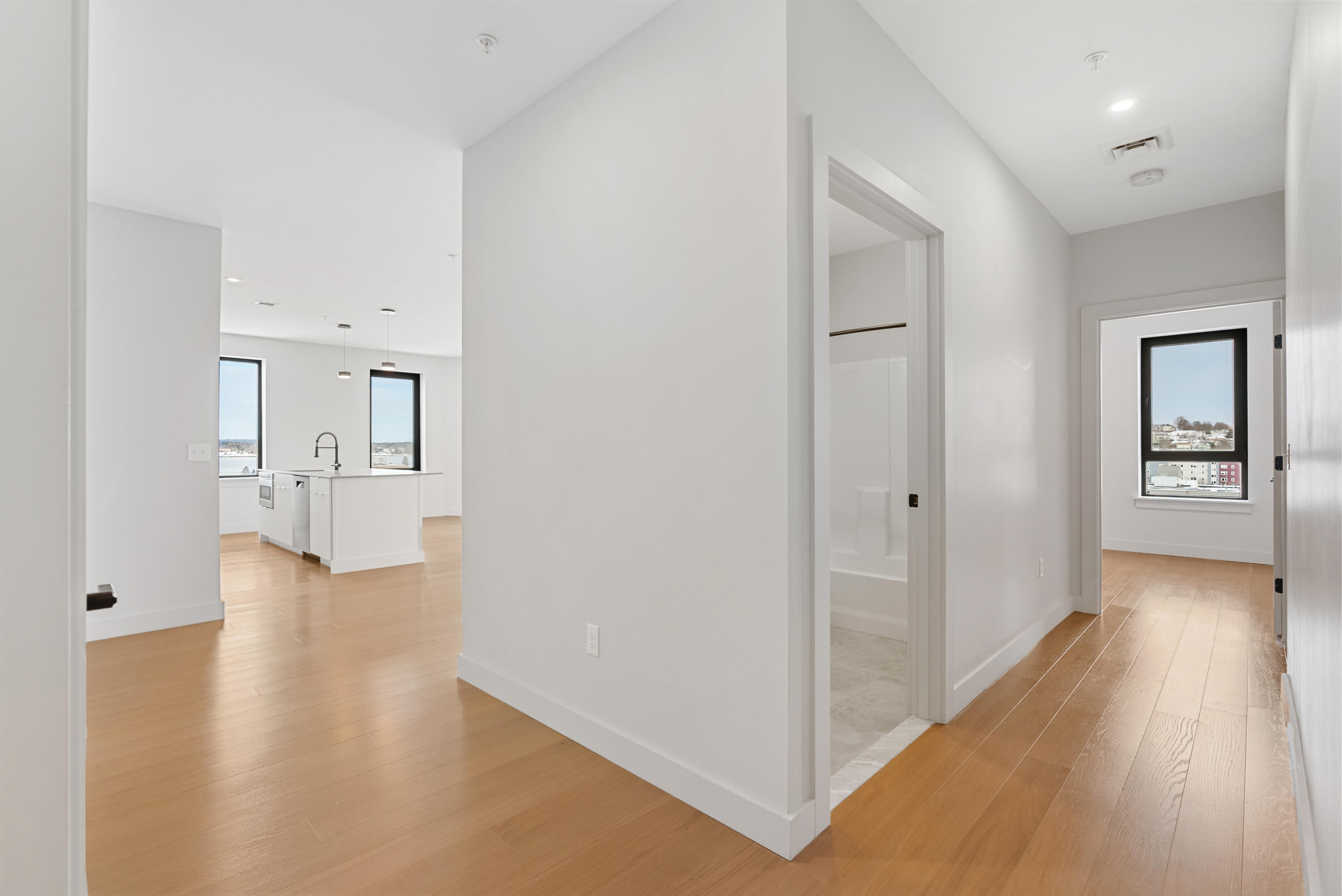 75 Chestnut Street, Unit 706 Portland, ME 04101 - Photo 2 of 21 1-print-DSC01564