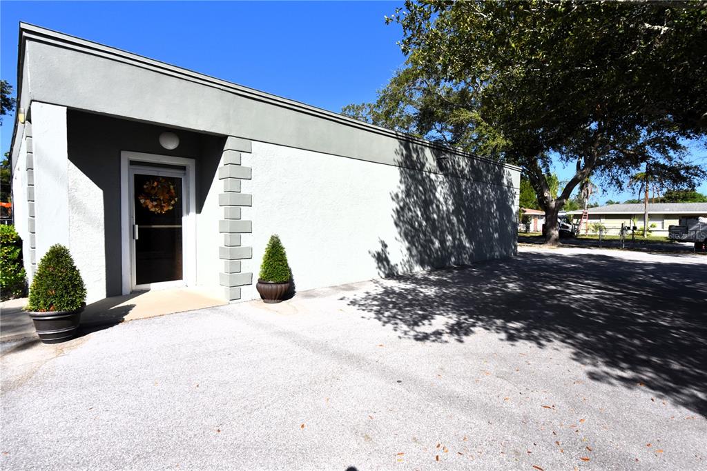630 Union Street Dunedin, FL 34698 - Photo 3 of 37 a view of a house with a snow