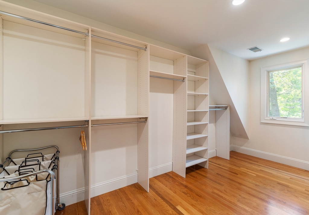 103 Levbert Road, Unit 103 Newton, MA 02459 - Photo 33 of 39