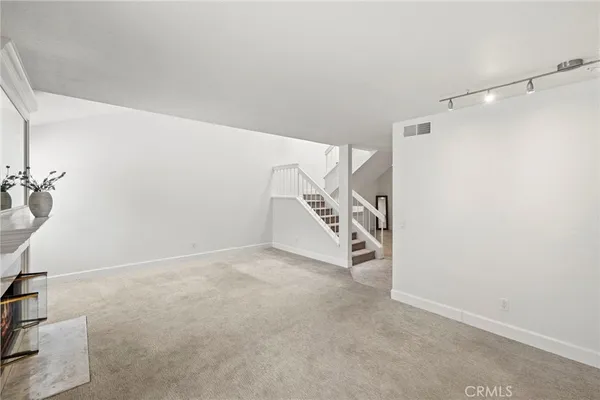 $3,850 | 407 San Nicholas Court, Laguna Beach, CA 92651