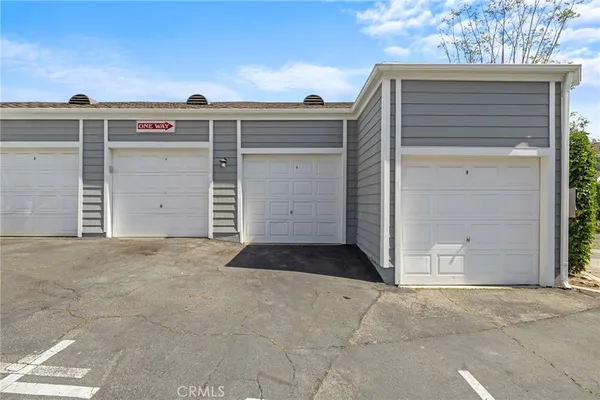 $3,850 | 407 San Nicholas Court, Laguna Beach, CA 92651