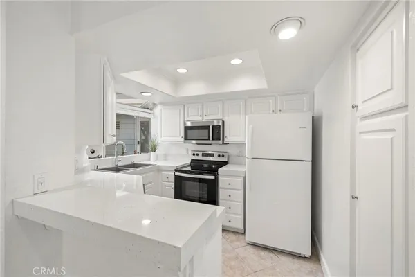 $3,850 | 407 San Nicholas Court, Laguna Beach, CA 92651