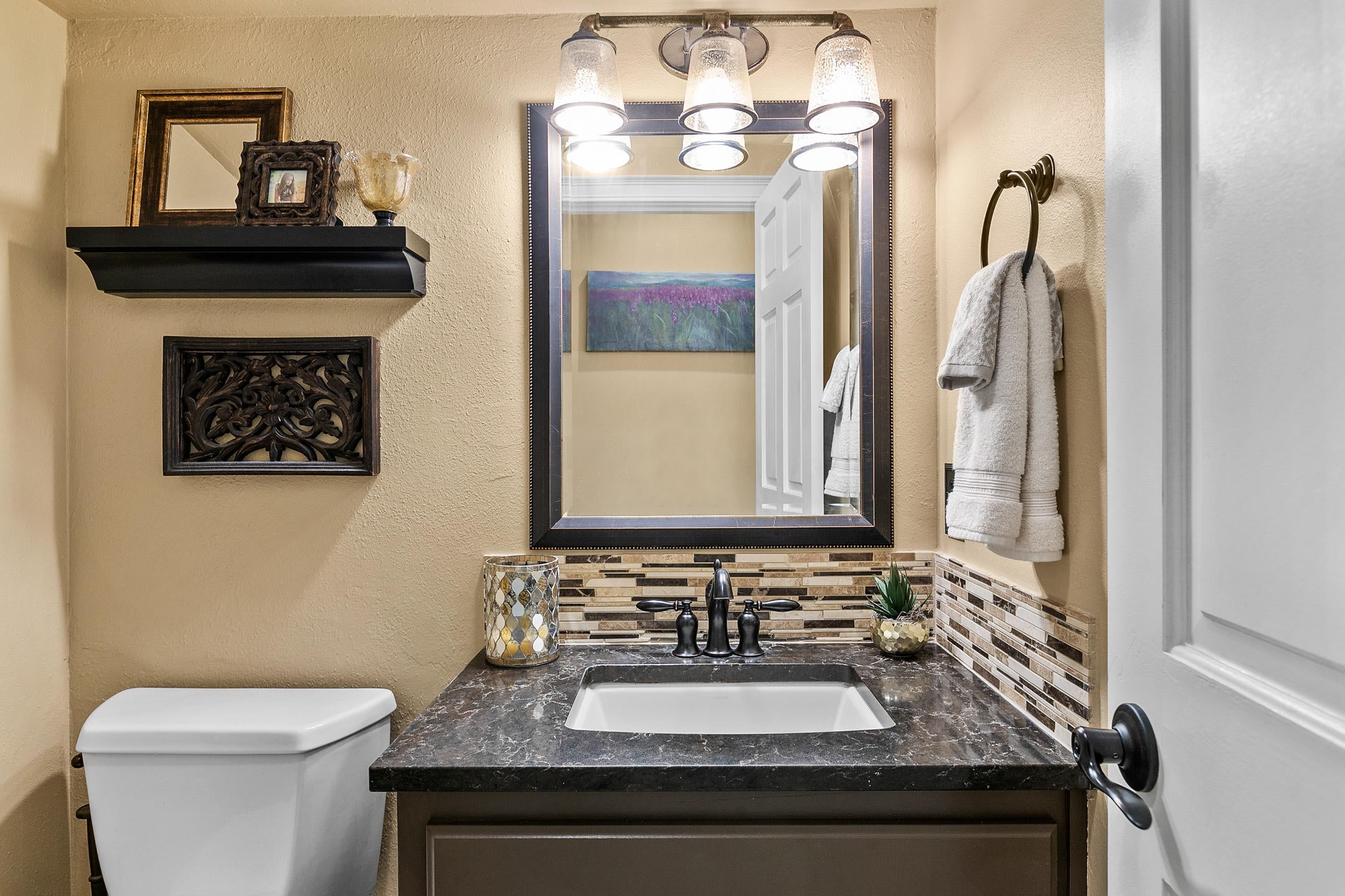 20407 Christmas Ridge Bend, OR 97702 - Photo 18 of 38 14