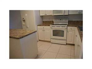 1908 Alamanda Way, Unit 1908 Riviera Beach, FL 33404 - Photo 3 of 7 Photo 3