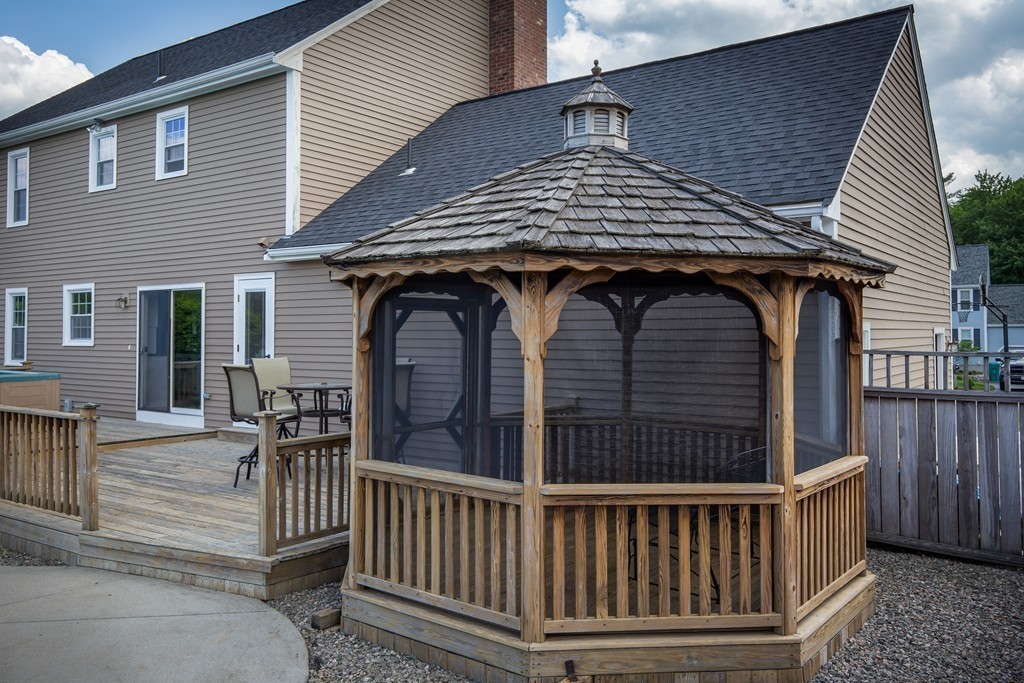 6 Henrys Path Upton, MA 01568 - Photo 11 of 30 Gallery Image 11
