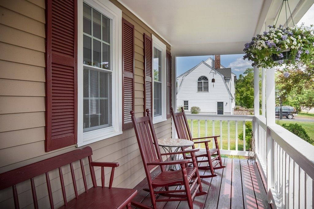 6 Henrys Path Upton, MA 01568 - Photo 8 of 30 Gallery Image 8