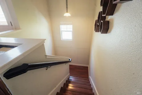 $549,000 | 134 Valley Oak Drive, Napa, CA 94558