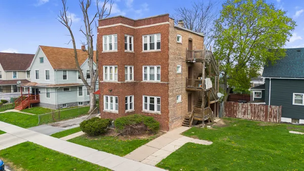 $299,900 | 1665 Aberdeen Street, Chicago Heights, IL 60411