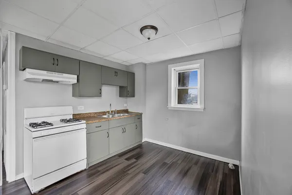 $299,900 | 1665 Aberdeen Street, Chicago Heights, IL 60411