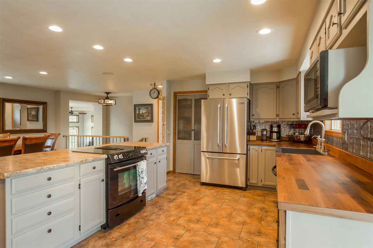 8111 North Jensen Road Spokane, WA 99217 - Photo 7 of 20