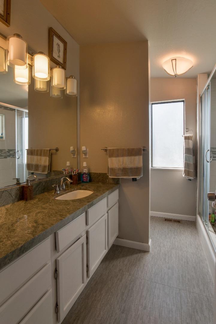 519 Strawberry Road Watsonville, CA 95076 - Photo 18 of 46 Gallery Image 18