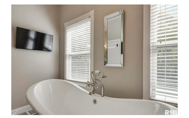 $154,900 | 209 East Main Street, Biggsville, IL 61418