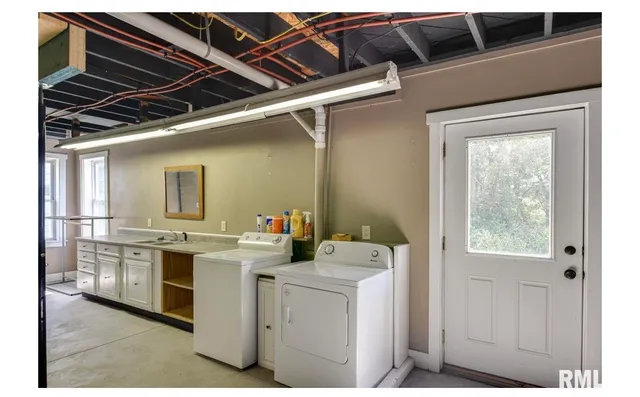 $154,900 | 209 East Main Street, Biggsville, IL 61418