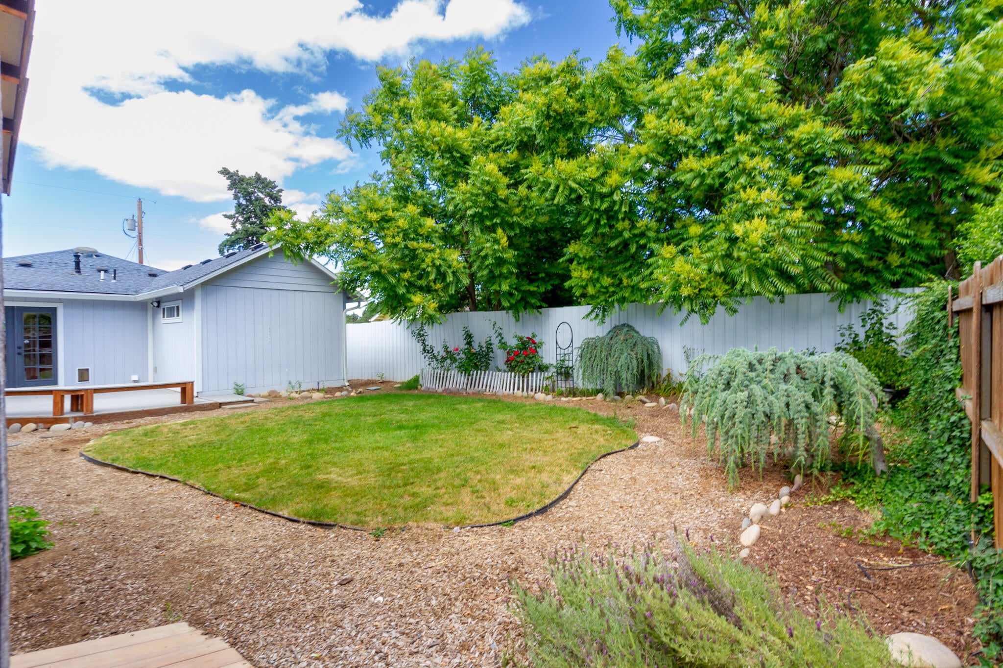 1488 Ridge Way Medford, OR 97504 - Photo 26 of 29 1488 Ridgeway-14