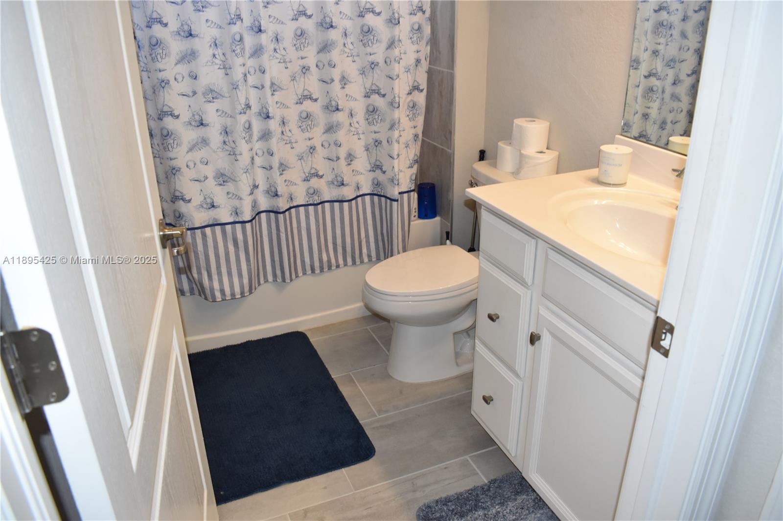 14555 Monrovia Lane Fort Myers, FL 33905 - Photo 19 of 53