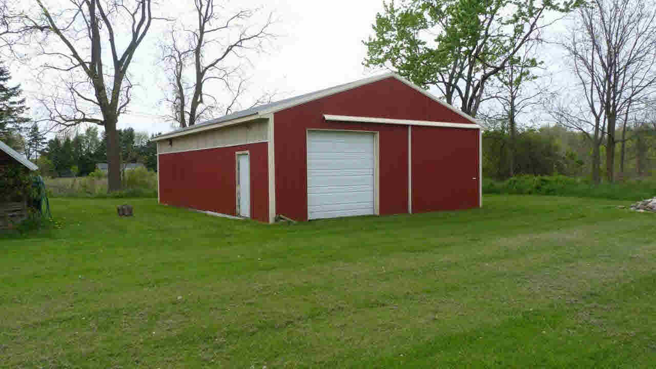 1328 Reid Road Flint, MI 48507 - Photo 6 of 27 21166541-5.JPG