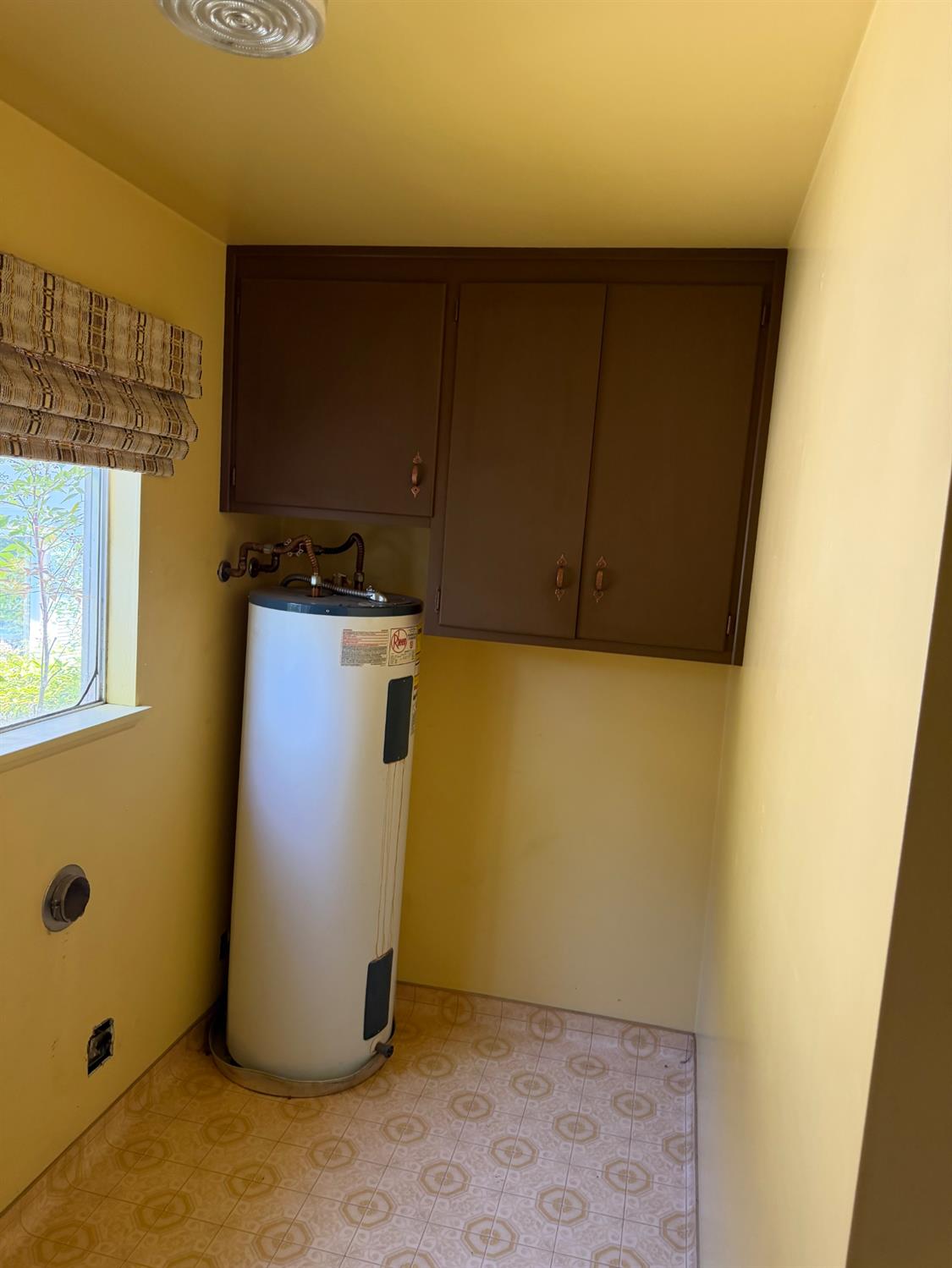 231 Boarman Street Jackson, CA 95642 - Photo 19 of 65 Water heater