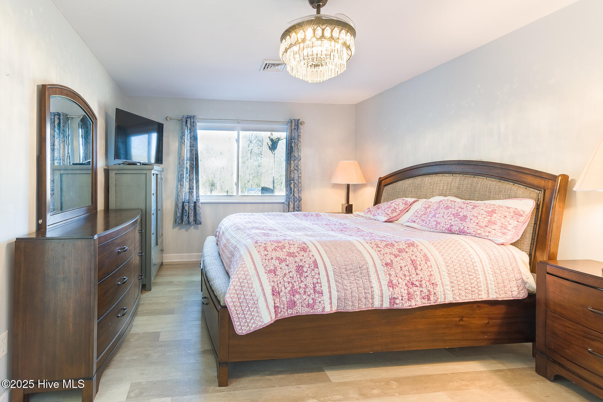 107 Knotline Road New Bern, NC 28562 - Photo 15 of 42 Primary Bedroom