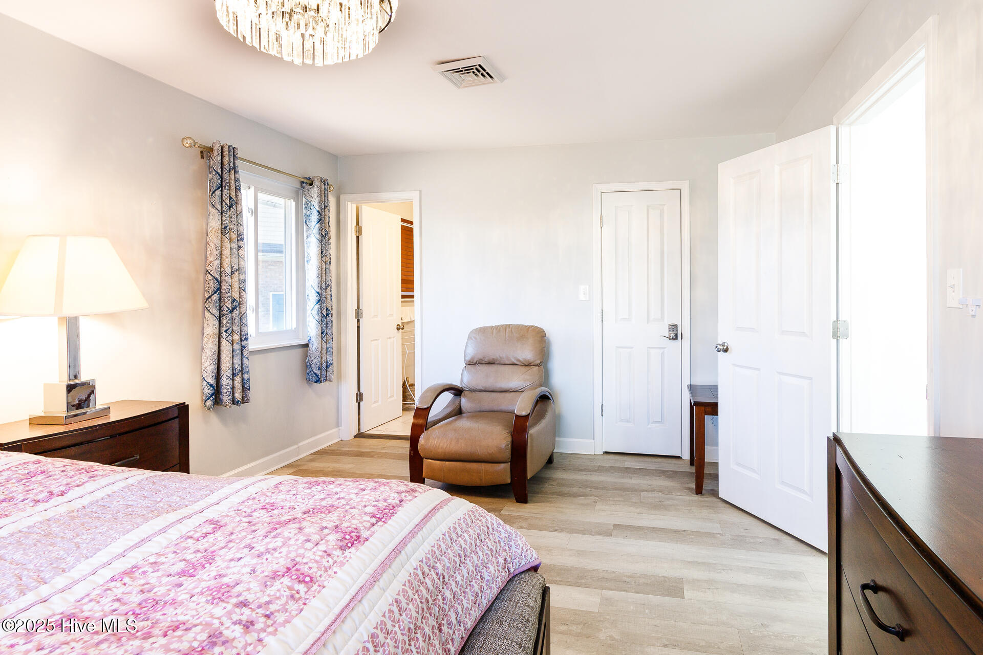 107 Knotline Road New Bern, NC 28562 - Photo 16 of 42 Primary Bedroom