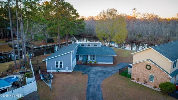$495,000 | 107 Knotline Road, New Bern, NC 28562