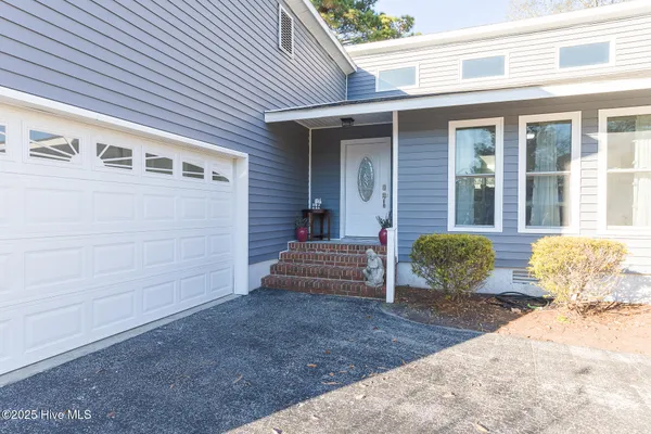$495,000 | 107 Knotline Road, New Bern, NC 28562