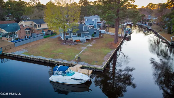 $495,000 | 107 Knotline Road, New Bern, NC 28562