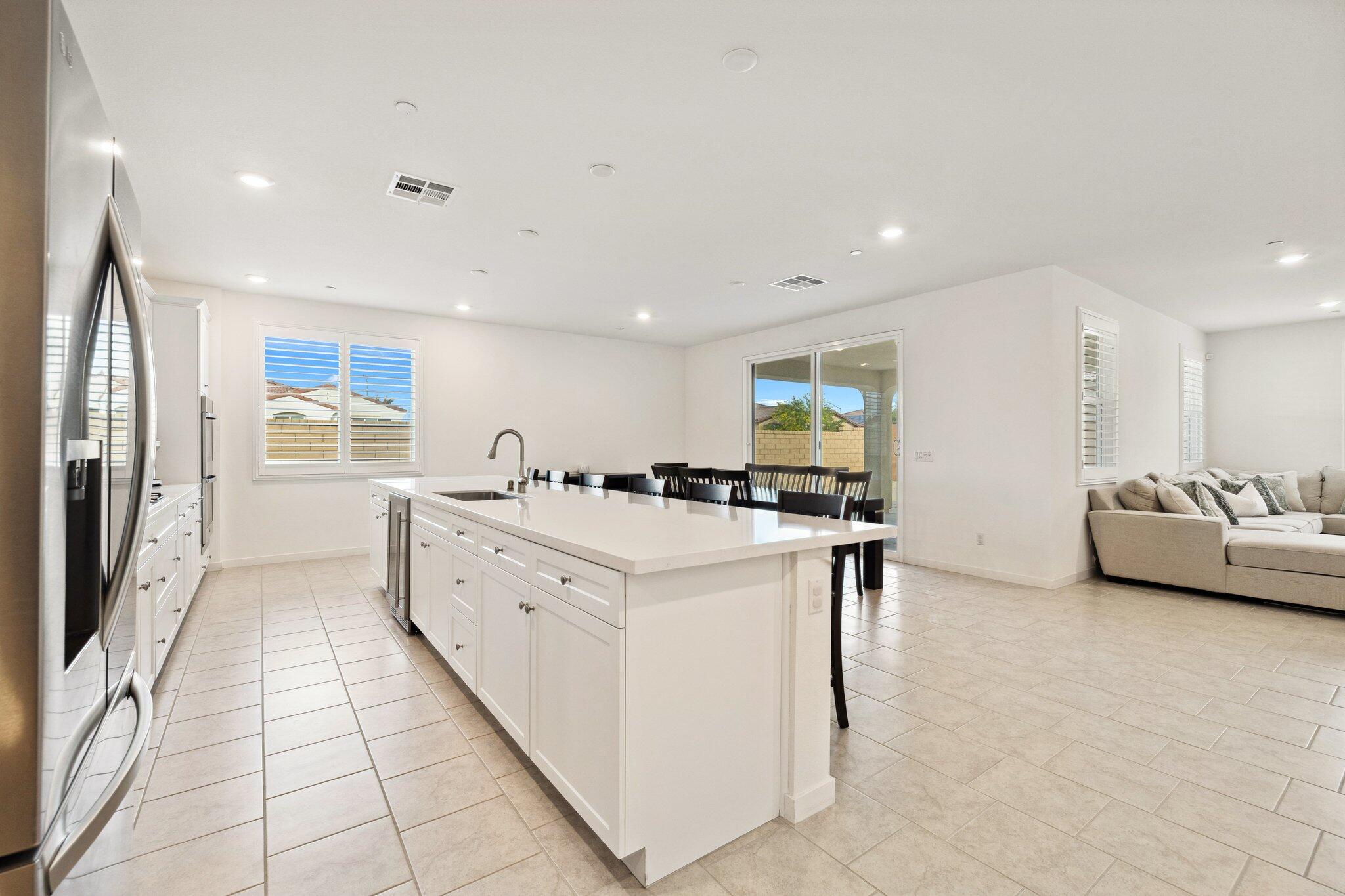 82054 Verdi Road Indio, CA 92203 - Photo 11 of 39 24-web-or-mls-2H8A1593