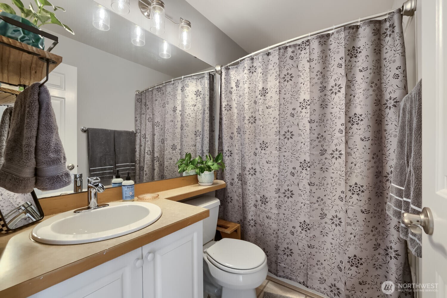 11913 Northeast 163rd Place, Unit 192 Bothell, WA 98011 - Photo 19 of 33