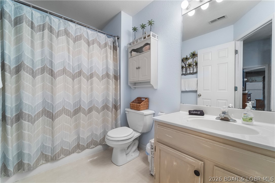 40 Lighthouse Road, Unit 2301 Lake Ozark, MO 65049 - Photo 20 of 40