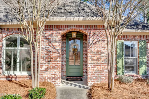 $360,000 | 112 Buckhead Drive, Madison, MS 39110