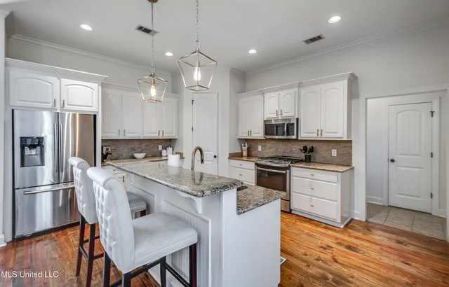 $360,000 | 112 Buckhead Drive, Madison, MS 39110