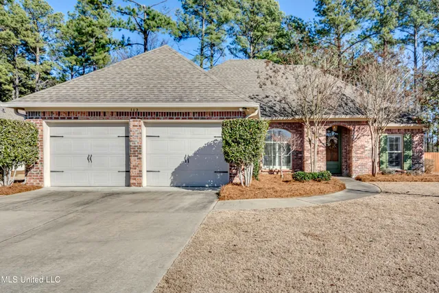 $360,000 | 112 Buckhead Drive, Madison, MS 39110
