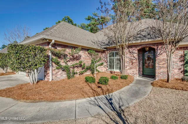 $360,000 | 112 Buckhead Drive, Madison, MS 39110