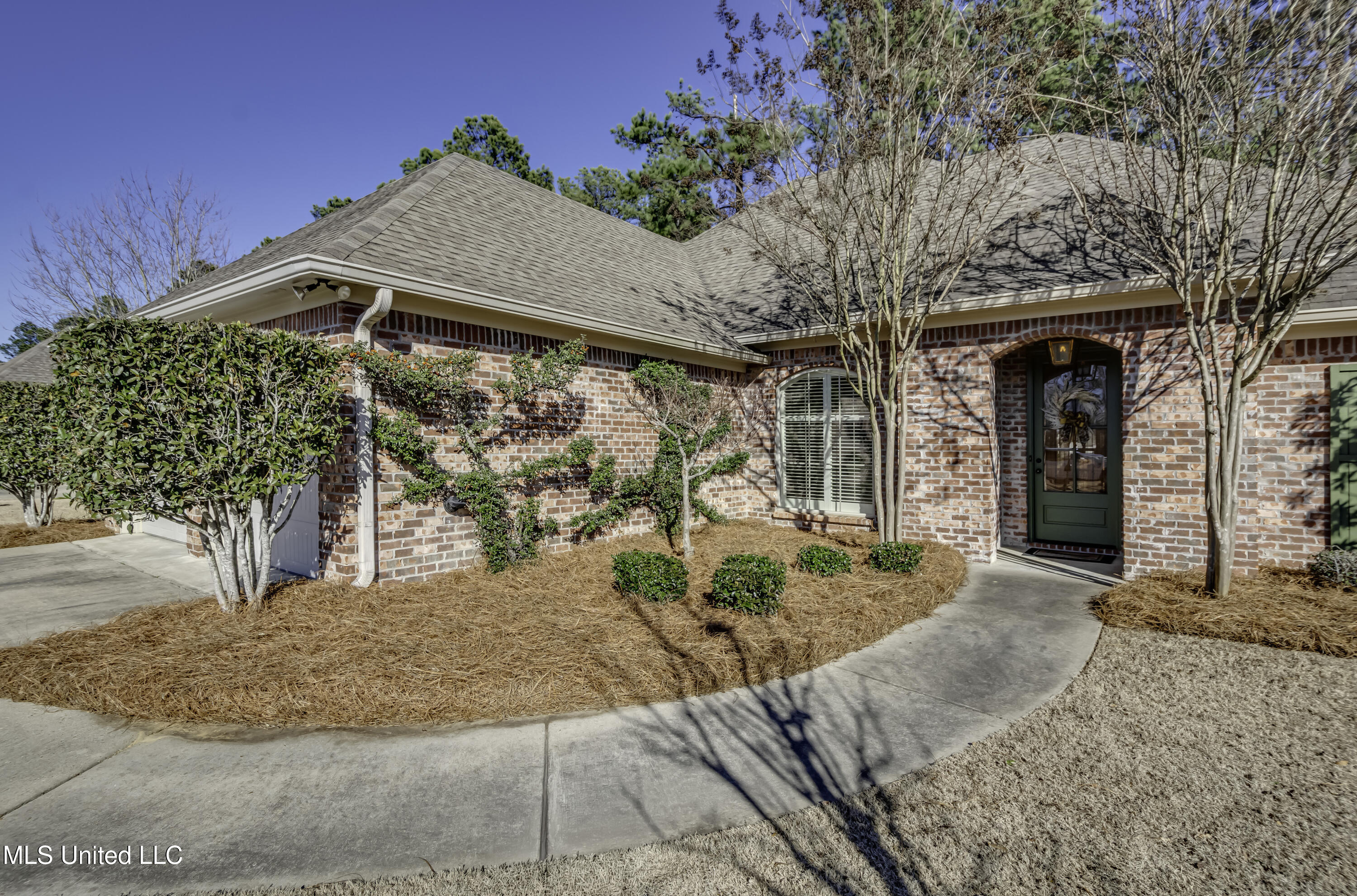 112 Buckhead Drive Madison, MS 39110 - Photo 3 of 60 Front Exterior