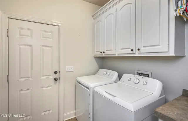 $360,000 | 112 Buckhead Drive, Madison, MS 39110