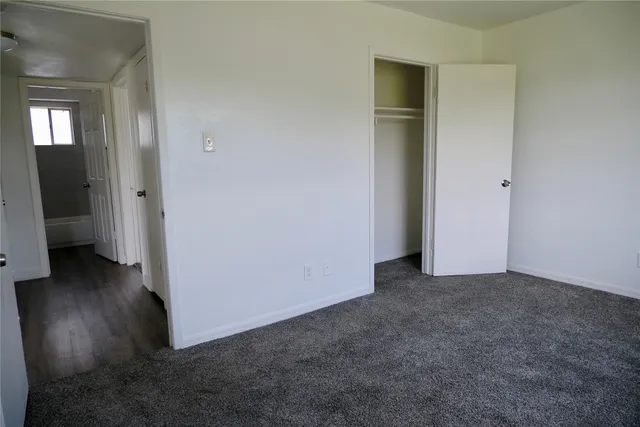 $1,000 | 5602 Market Street, Unit 11, Houston, TX 77020