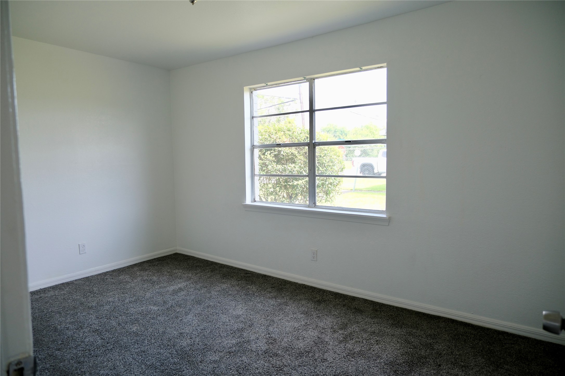 5602 Market Street, Unit 11 Houston, TX 77020 - Photo 22 of 29 Primary bedroom, Images are for illustrative purposes only and may represent a similar unit. Actual finishes, layout, and features may vary