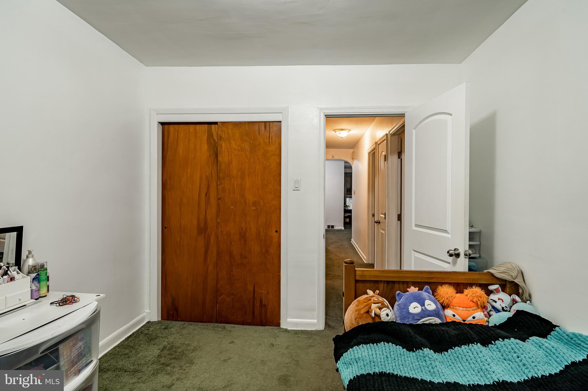 2318 Emerson Street Philadelphia, PA 19152 - Photo 19 of 36