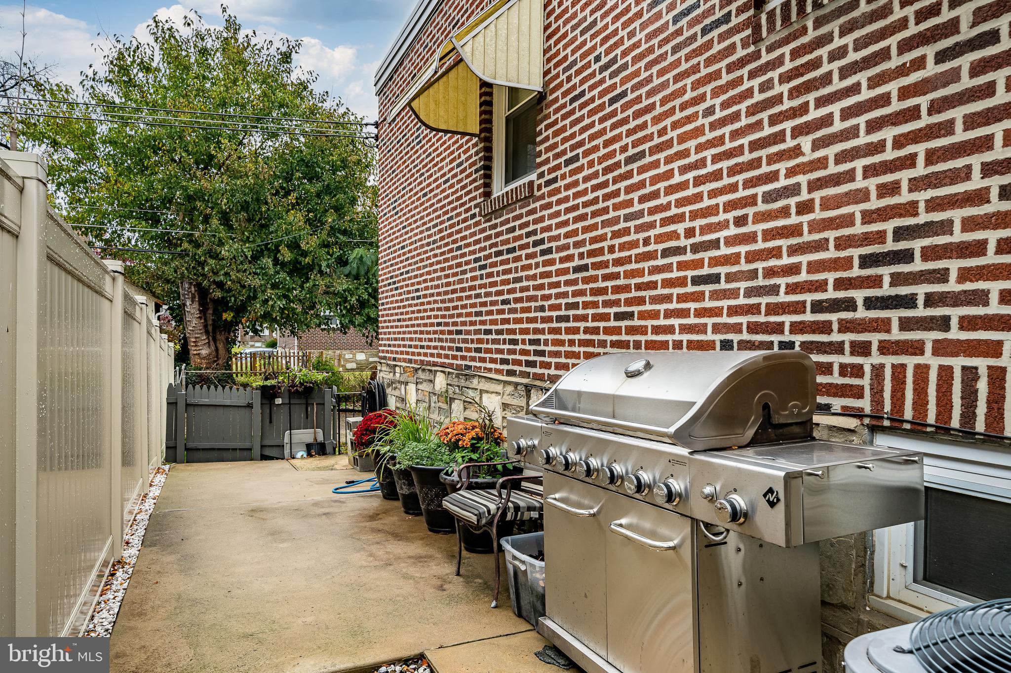 2318 Emerson Street Philadelphia, PA 19152 - Photo 31 of 36