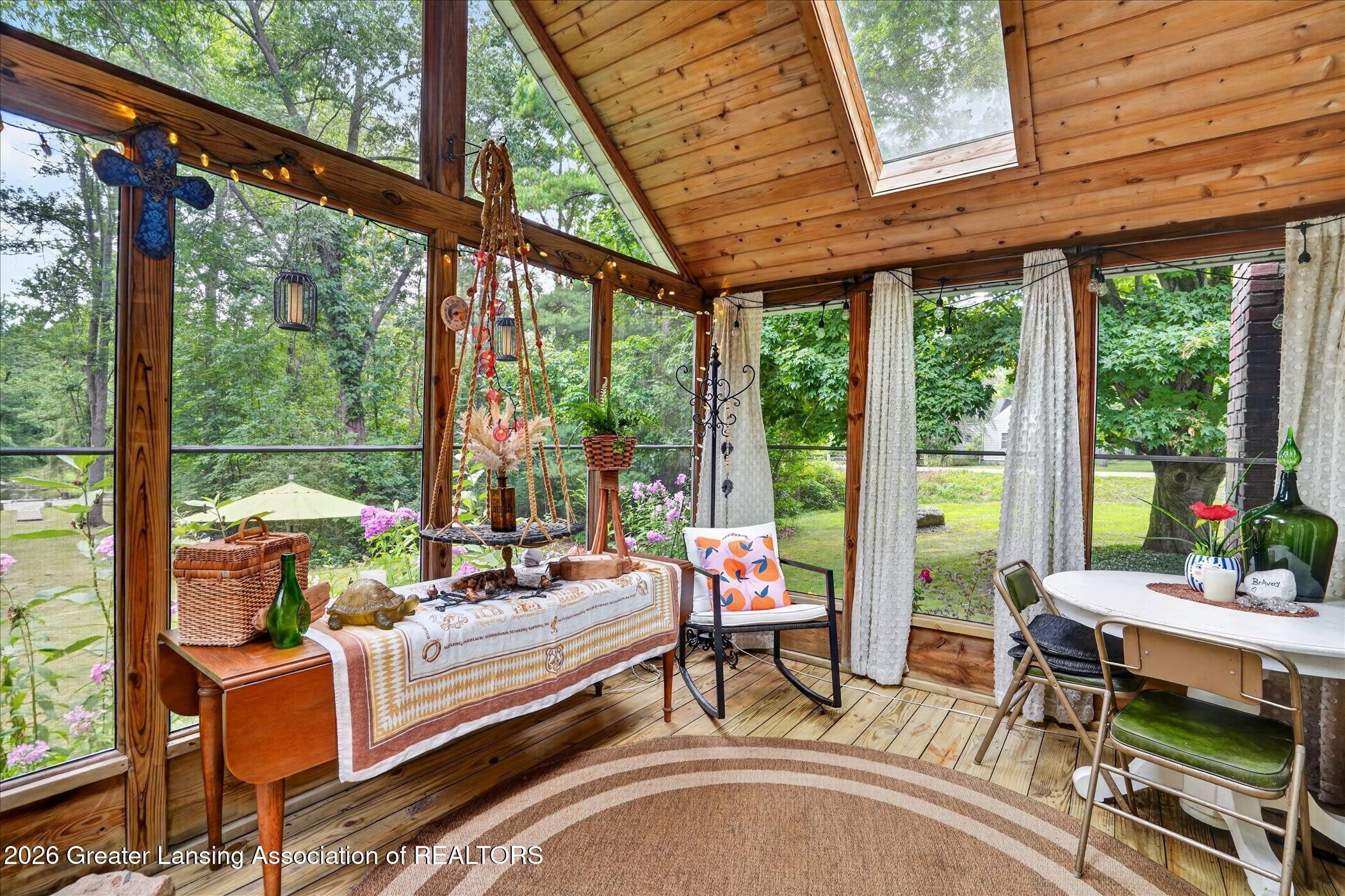 11121 Wood Road Dewitt, MI 48820 - Photo 36 of 57 70-11121-Wood-St-WindowStill-Photography