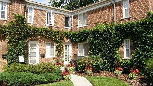 1872 East Maple Road Birmingham, MI 48009 - Photo 1 of 2