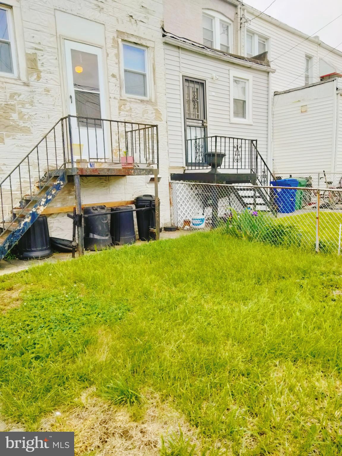 605 Lyndhurst Street Baltimore, MD 21229 - Photo 27 of 29 Backyard