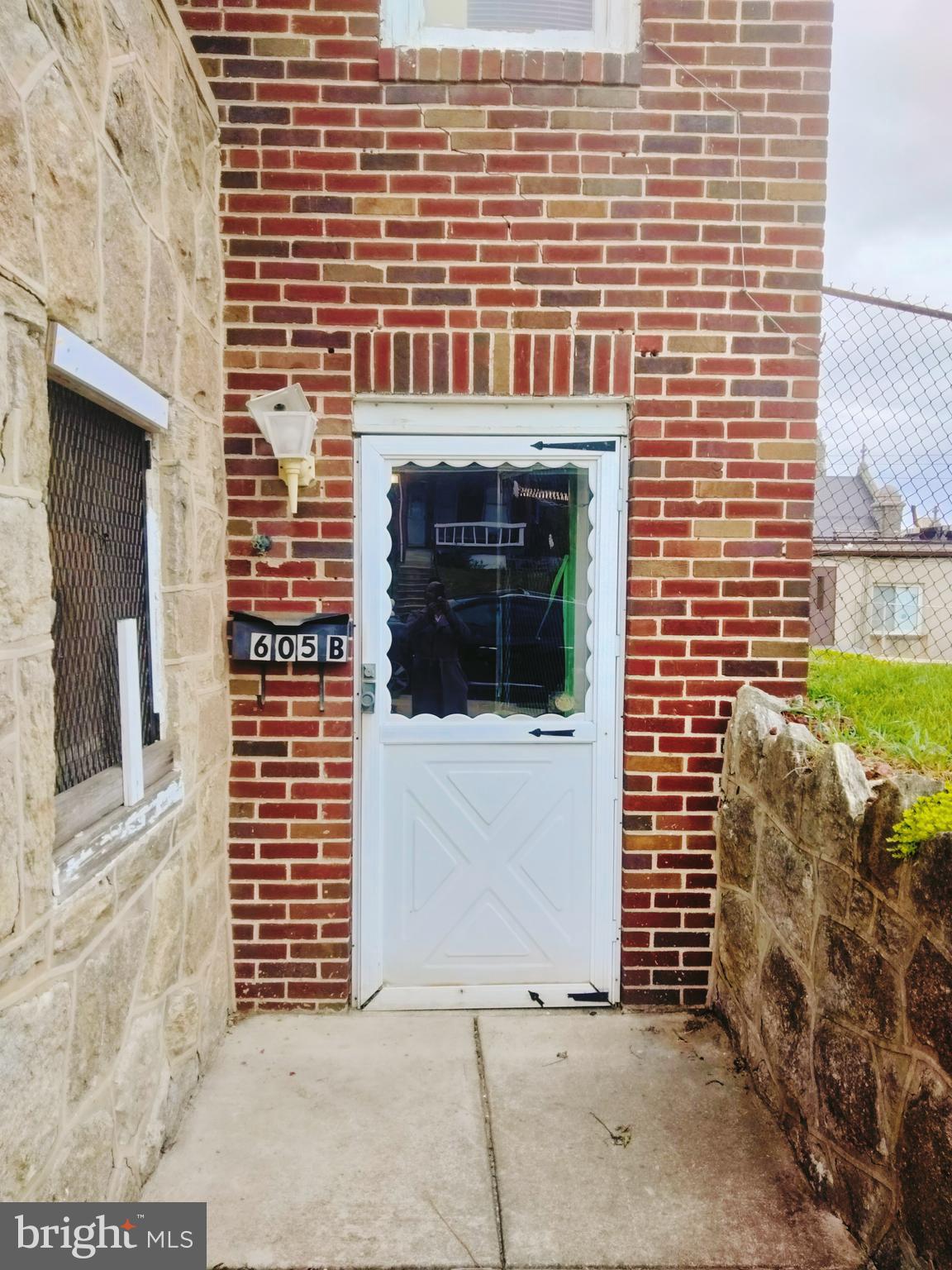 605 Lyndhurst Street Baltimore, MD 21229 - Photo 8 of 29 lower level entry