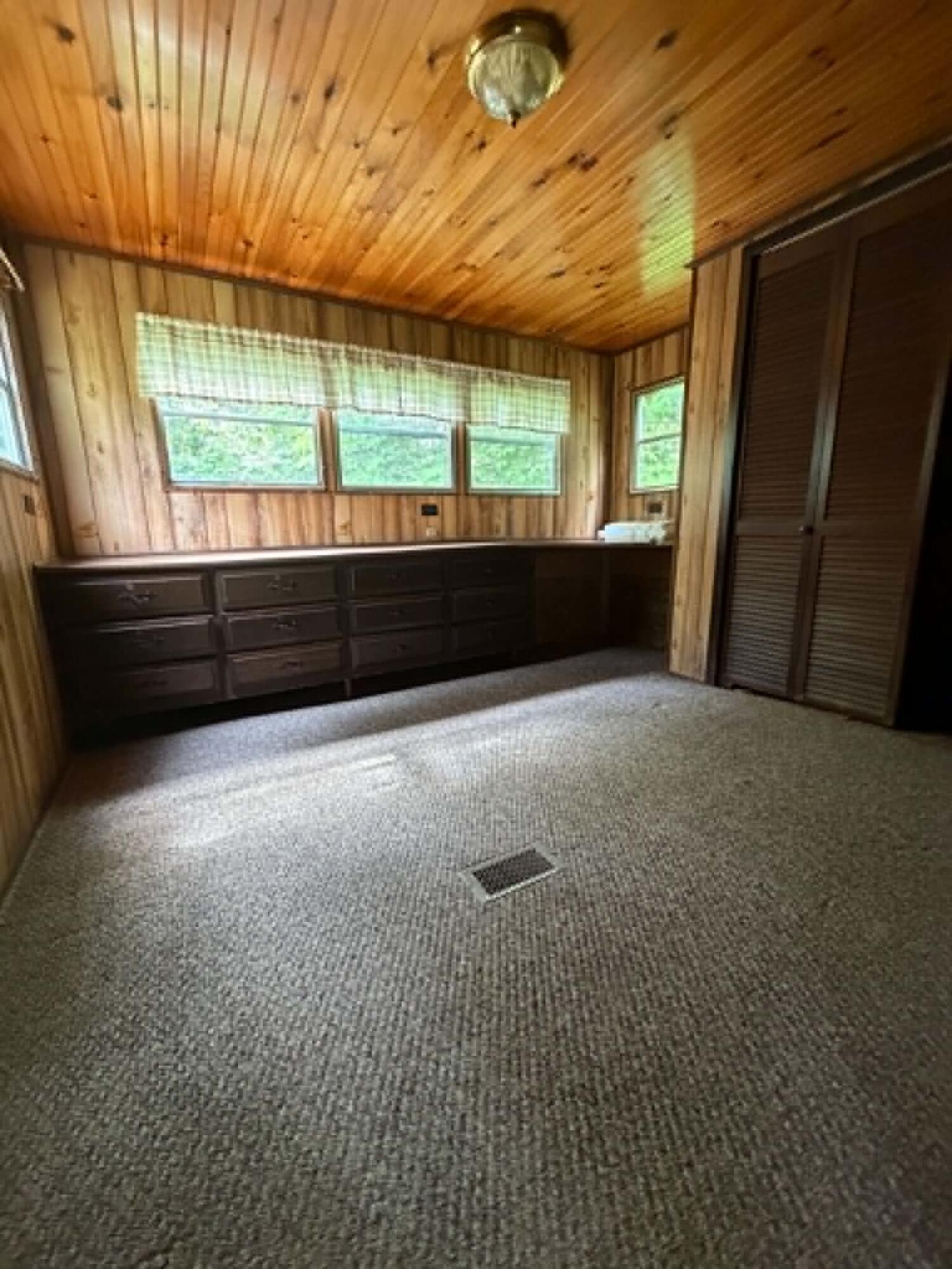 895 West Plymouth Road Etna, ME 04434 - Photo 11 of 14 f6f53ecb-68bc-496c-b440-bb4dc81e0601