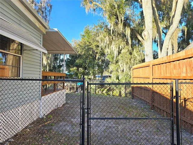 $140,000 | 920 County Road 452A, Lake Panasoffkee, FL 33538