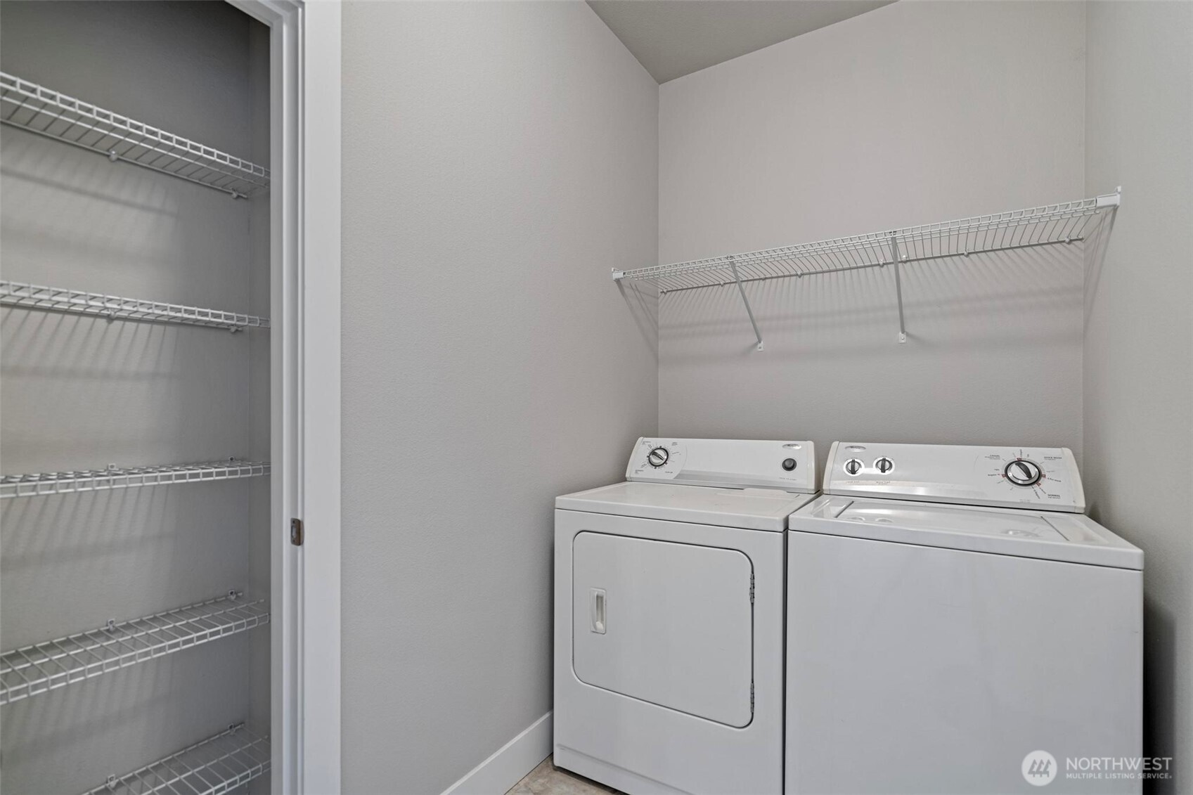 112 Madrona Lane Southwest Orting, WA 98360 - Photo 20 of 34