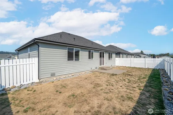 $515,000 | 112 Madrona Lane Southwest, Orting, WA 98360