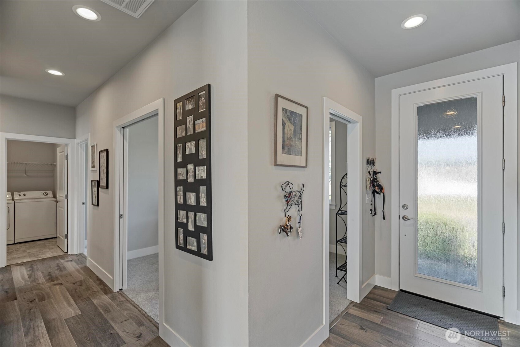 112 Madrona Lane Southwest Orting, WA 98360 - Photo 3 of 34