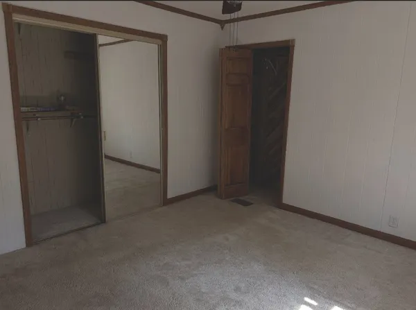 $1,900 | 17053 Lorenz Avenue, Lansing, IL 60438